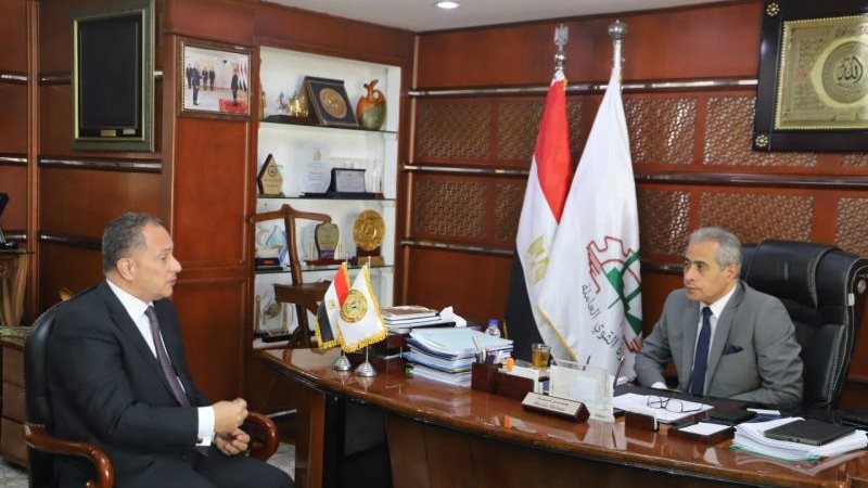 لقاء وزير القوى العاملة