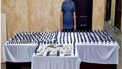 ضبط مدير محل لقيامه بالترويج لبيع كاميرات مراقبة سرية لاسلكية وأجهزةgbs بالقاهرة