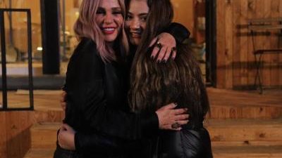 شيرين رضا وبسنت حاتم في آخر يوم تصوير من ” لو بعد حين”