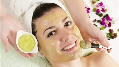 ماسك الطماطم لتغذية البشرة والتخلص من الرؤوس