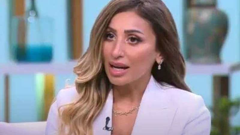 دينا الشربيني
