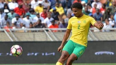 أحمد سامي يخرج من حسابات الأهلي.. ومدافع صن داونز أبرز المرشحين