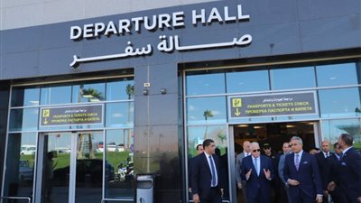 شاهد.. كيف استقبل محافظ جنوب سيناء وزير القوى العاملة ؟