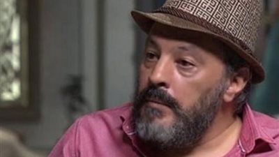 أحزان عمرو عبد الجليل.. ابنه مريض منذ 4 سنوات.. ولا يقرأ الصحف أو يشاهد التليفزيون.. وعصابات السوشيال ميديا نصبت عليه