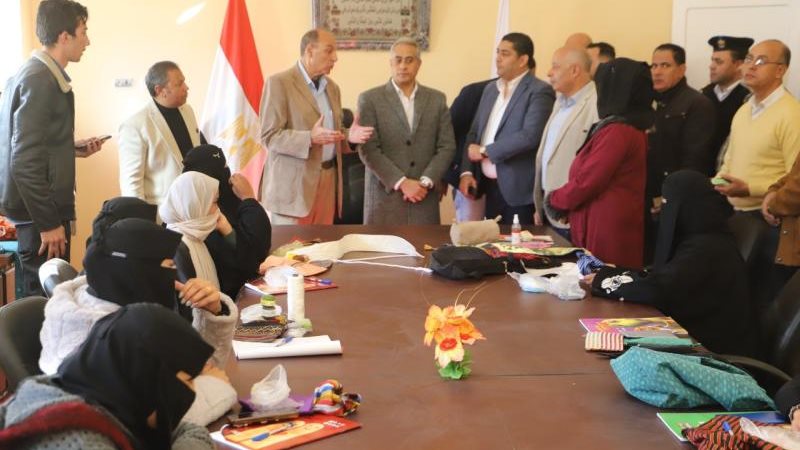 جولة وزير القوى العاملة