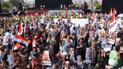 إقبال كبير على المنصة للاحتفال بذكرى نصر أكتوبر