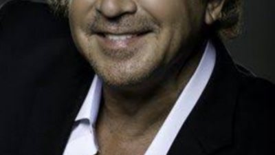 والده ضربه علي ”قفاه” بسبب الغناء..ومصر بوابة نجوميته .. تزوج عرفيا لمدة  7 سنوات قبل الإعلان الرسمي ..  وهذه حكايته مع انفجار مرفأ بيروت.. أسرار في حياة وليد توفيق