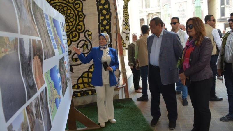 وزير التنمية المحلية