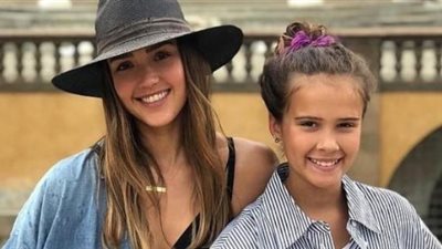بكلمات مؤثرة.. جيسيكا ألبا توجه رسالة لإبنتها في هذه المناسبة