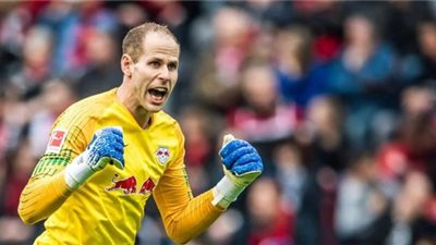 مدرب المجر : الحارس جولاتشي في نفس مستوى نوير