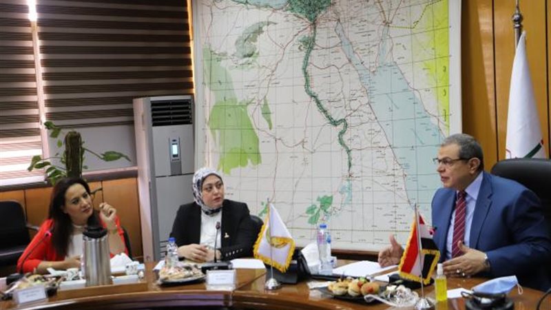 وزير القوى العاملة