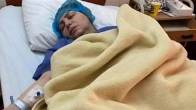 ابن ميار الببلاوي يطلب الدعاء لوالدته بعد خضوعها لعملية جراحية: ادعولها