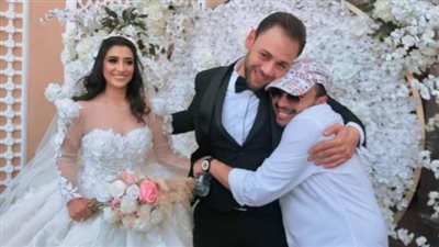 أفراح الحبايب.. حسام داغر يهنىء محمد علي رزق على حفل زفافه
