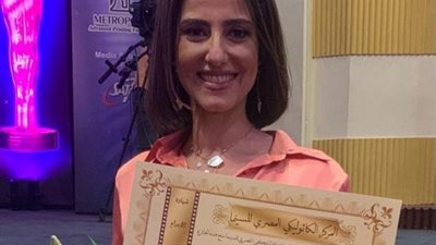 حنان مطاوع تحتفل بتكريمها في ”الكاثوليكي للسينما” عن نجاح دورها في فيلم ”يوم وليلة”