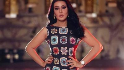 سمية الخشاب تخطف الانظار بـ ”فستان قصير” في أحدث جلسة تصويرية (صور)