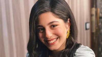 مايان السيد تنشر صورة نادرة منذ الطفولة