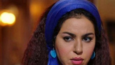 نسرين أمين تلفت الأنظار بجلسة تصوير جديدة