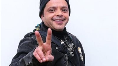 محمد هنيدي ينتظر إشارة لبدء تصوير فيلمه الجديد ”الجواهرجي”