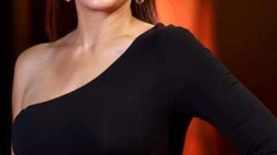 هند صبري تخطف الأنظار بالأسود