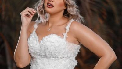 منى فاروق بفستان الزفاف وتبحث عن عريس.. تفاصيل مثيرة