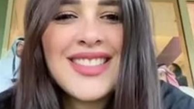 ياسمين عبد العزيز تحضر نهائي كأس العالم