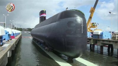 الدفاع تنشر مراسم استلام وتدشين الغواصة المصرية الرابعة طراز (209/ 1400) .. فيديو