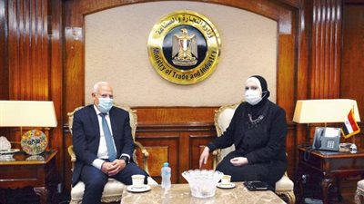وزيرة التجارة والصناعة تبحث مع محافظ بورسعيد سبل تعزيز حركة الاستثمار الصناعي بالمحافظة