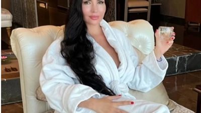 لاميتا فرنجيه تستعرض جمالها في أحدث جلسة تصوير