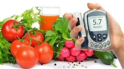 أبرزها القرفة وخل التفاح.. حيل سحرية لتنزيل السكر في الدم