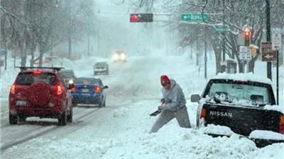 ارتفاع حصيلة القتلى من عاصفة شتوية شديدة في أمريكا إلى 50