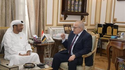 جامعة القاهرة تستقبل وفد الأمانة العامة لجائزة خليفة التربوية بدولة الإمارات العربية المتحدة