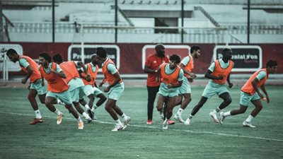 مران الأهلي.. تدريبات شاقة للحراس ورفع الحمل البدني استعدادا للذئاب