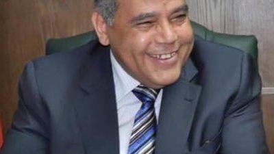 وزير التعليم العالي يصدر قرارًا بتجديد ندب عاطف العوام مستشار الوزير للشئون المالية