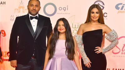 مي سليم تهنئ رؤوف عبد العزيز بحصوله على جائزة الأفضل