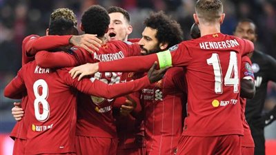 ليفربول يسعى للحفاظ على الصدارة أمام استون فيلا في مباراة صلاح وتريزيجيه.