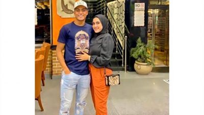 مصطفي محمد عن صفحة فيس بوك : مليش علاقة بالهبل ده