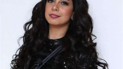 ياسمين رحمي تكشف حكايتها مع رامز جلال وتارا عماد في ”أخى فوق الشجرة”