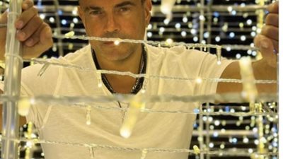 عمرو دياب يشوق جمهوره لاغنيته الجديدة.. اليك التفاصيل