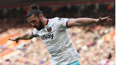 ويست هام يكتسح ليستر سيتي بثلاثية نظيفة في الدوري الانجليزي.