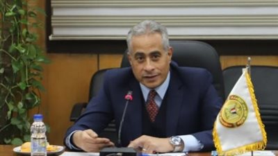 منشور رسمي.. «القوى العاملة» تحدد موقف إجازة 7 يناير في القطاع الخاص