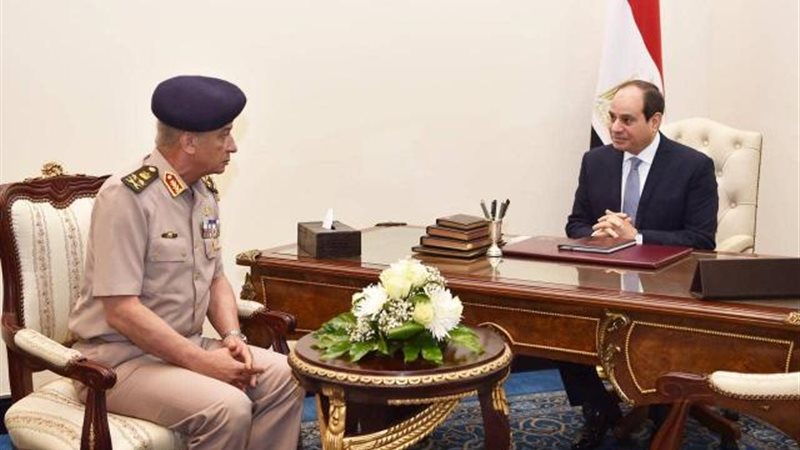 الرئيس السيسي ووزير