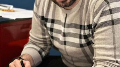 بعد فيلم «قبل الأربعين»..  أحمد عثمان يستعد لمسلسل «حلمى مهران» قريبًا