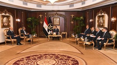 بالصورة .. تفاصيل لقاء وزير الداخلية مع أمين عام مجلس وزراء الداخلية العرب