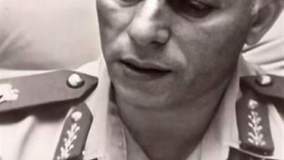 شارك في إعدام الجاسوس فاروق الفقي وألقي القبض علي قتلة يوسف السباعي .. مالا تعرفه عن اللواء نبيل شكري أحد أبطال حرب أكتوبر