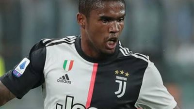 دوجلاس كوستا يخضع للكشف الطبي للبايرن في إيطاليا بسبب الوقت