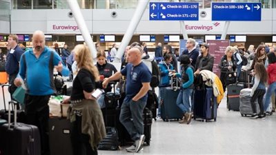 إلغاء مئات الرحلات الجوية في ألمانيا بسبب إضراب عام