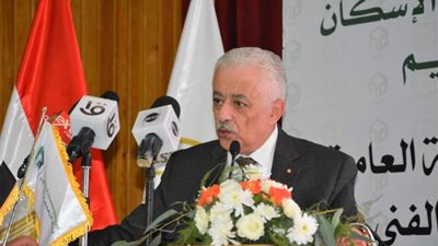 ”شوقي” يشهد حفل تكريم بنك التعمير والإسكان لأوائل الثانوية العامة والدبلومات الفنية