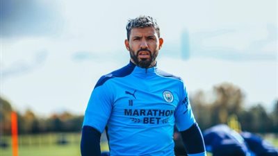 أجويرو يعود لتدريبات السيتي بعد 4 أشهر من الغياب