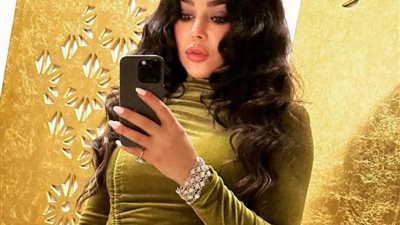 هيفاء وهبي بإطلالة جريئة في احدث جلسة تصوير