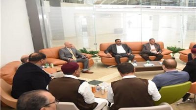 بالتفاصيل.. وزير التنمية المحلية ومحافظ مطروح يلتقيان عدداً من عمد ومشايخ وأهالي المحافظة